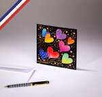 Carte simple all you need is love créée et imprimée en france sur papier certifié pefc - cœurs ballons